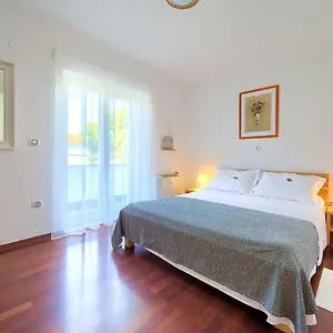 Bed&breakfast Lucija Kroatien